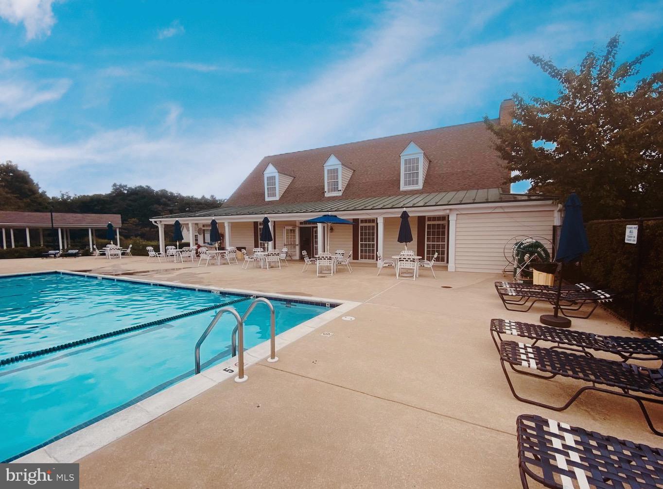 FARMINGTON VILLAGE - Residential