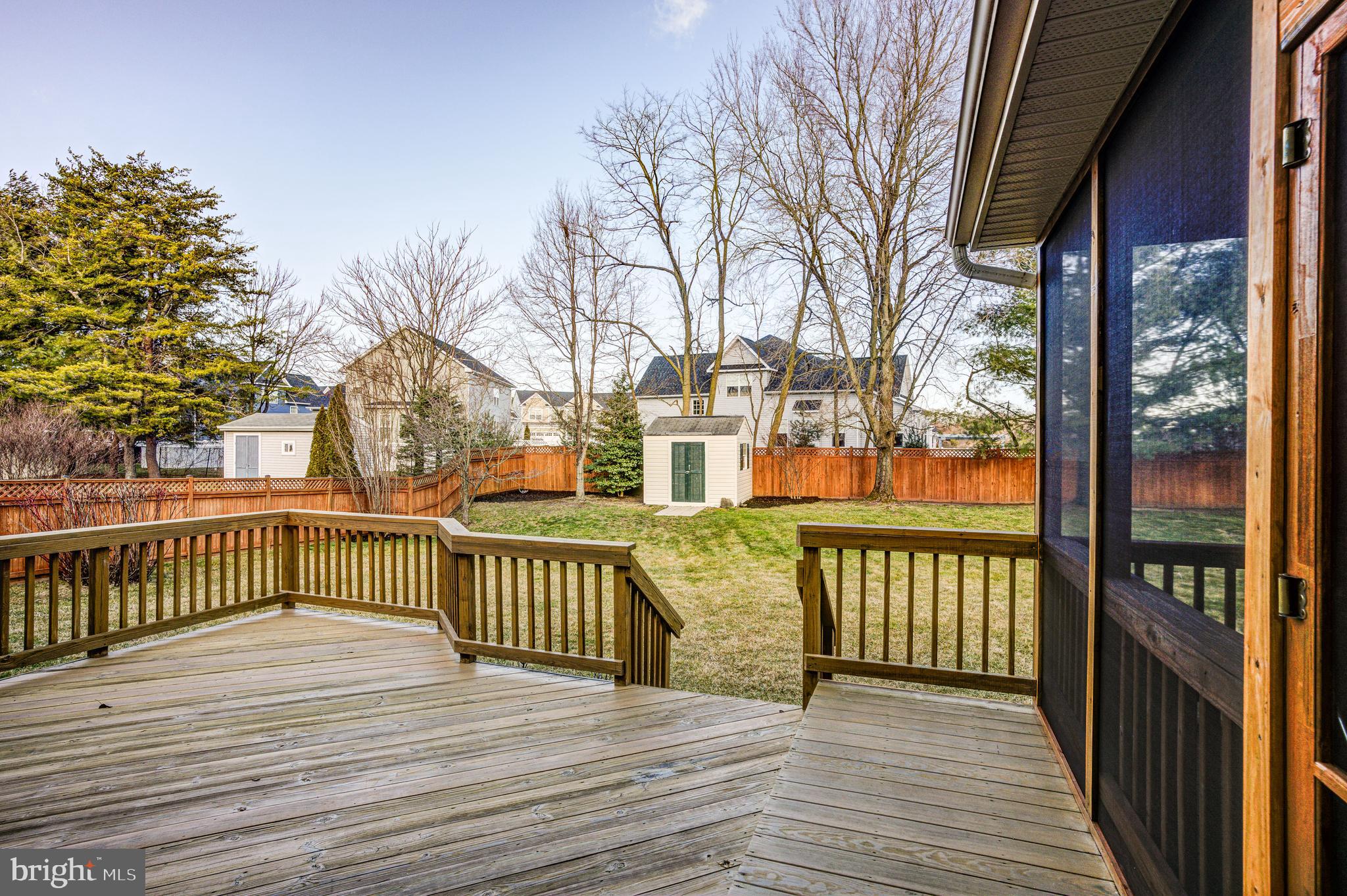 FARMINGTON VILLAGE - Residential