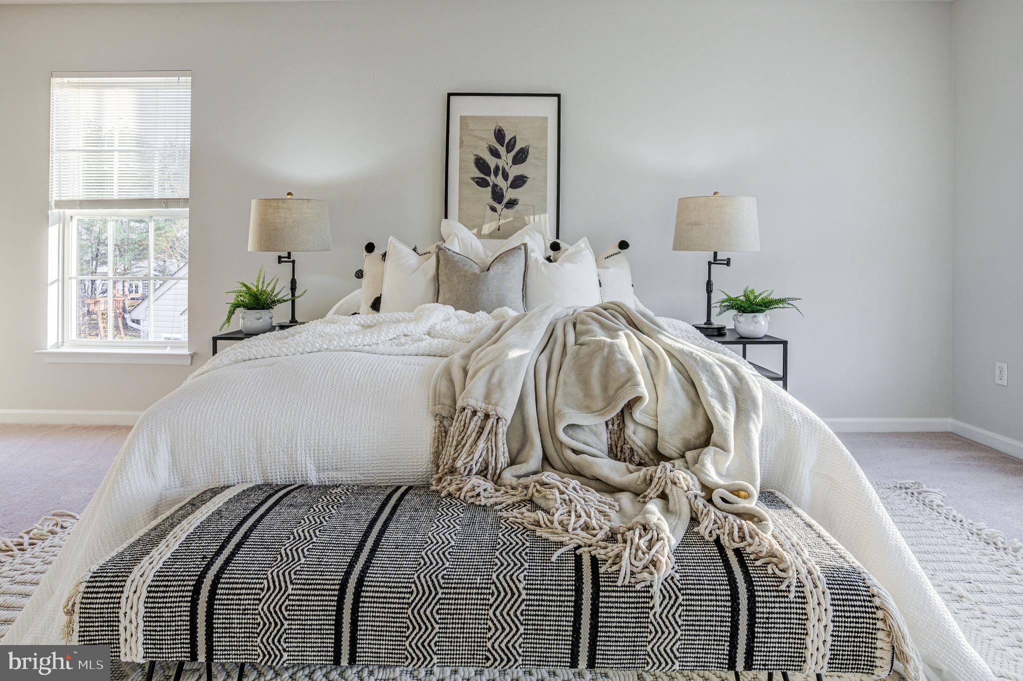 FARMINGTON VILLAGE - Residential