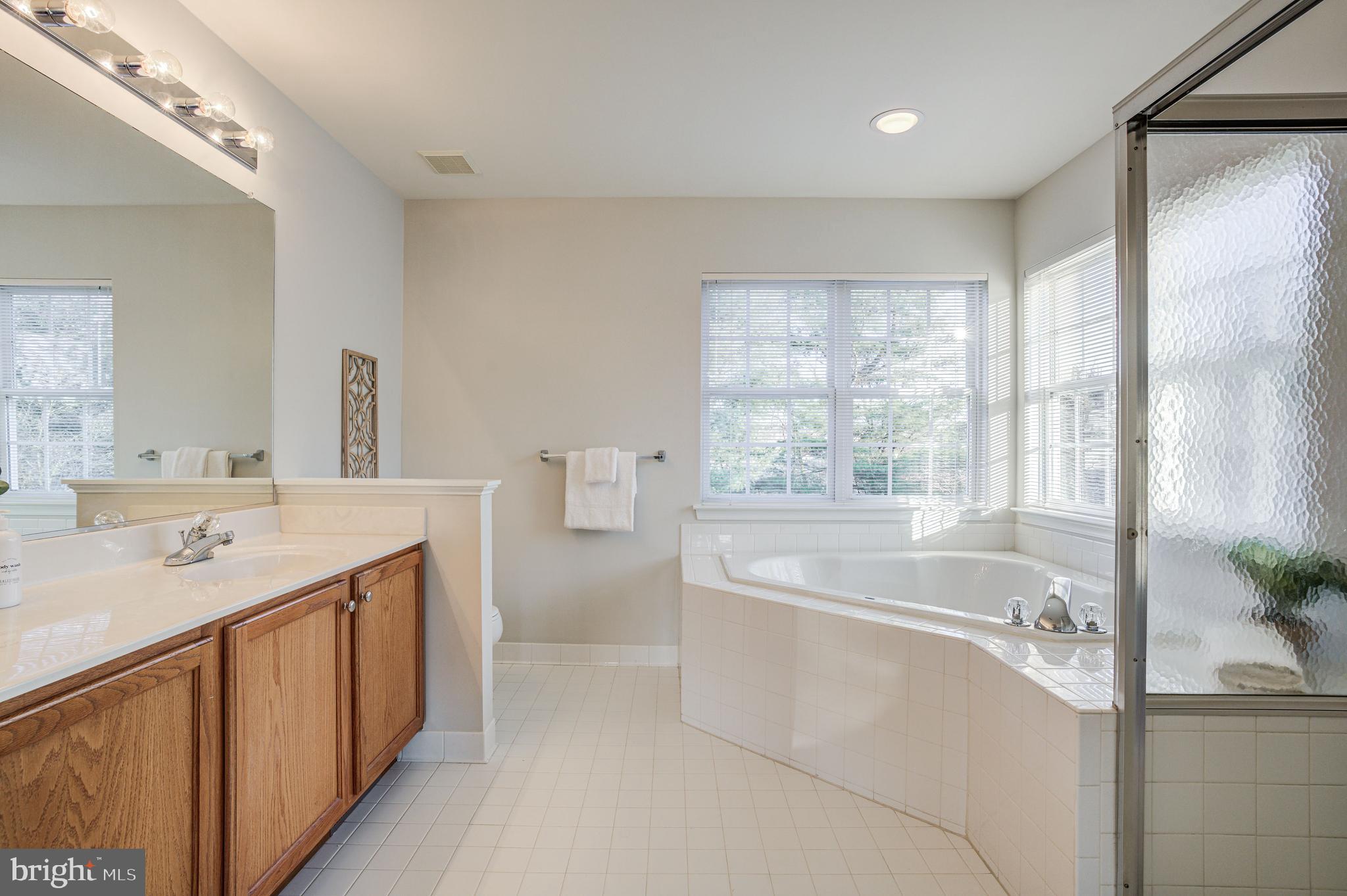 FARMINGTON VILLAGE - Residential