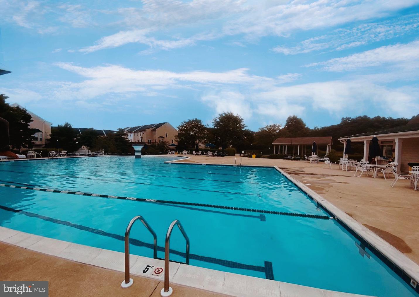 FARMINGTON VILLAGE - Residential