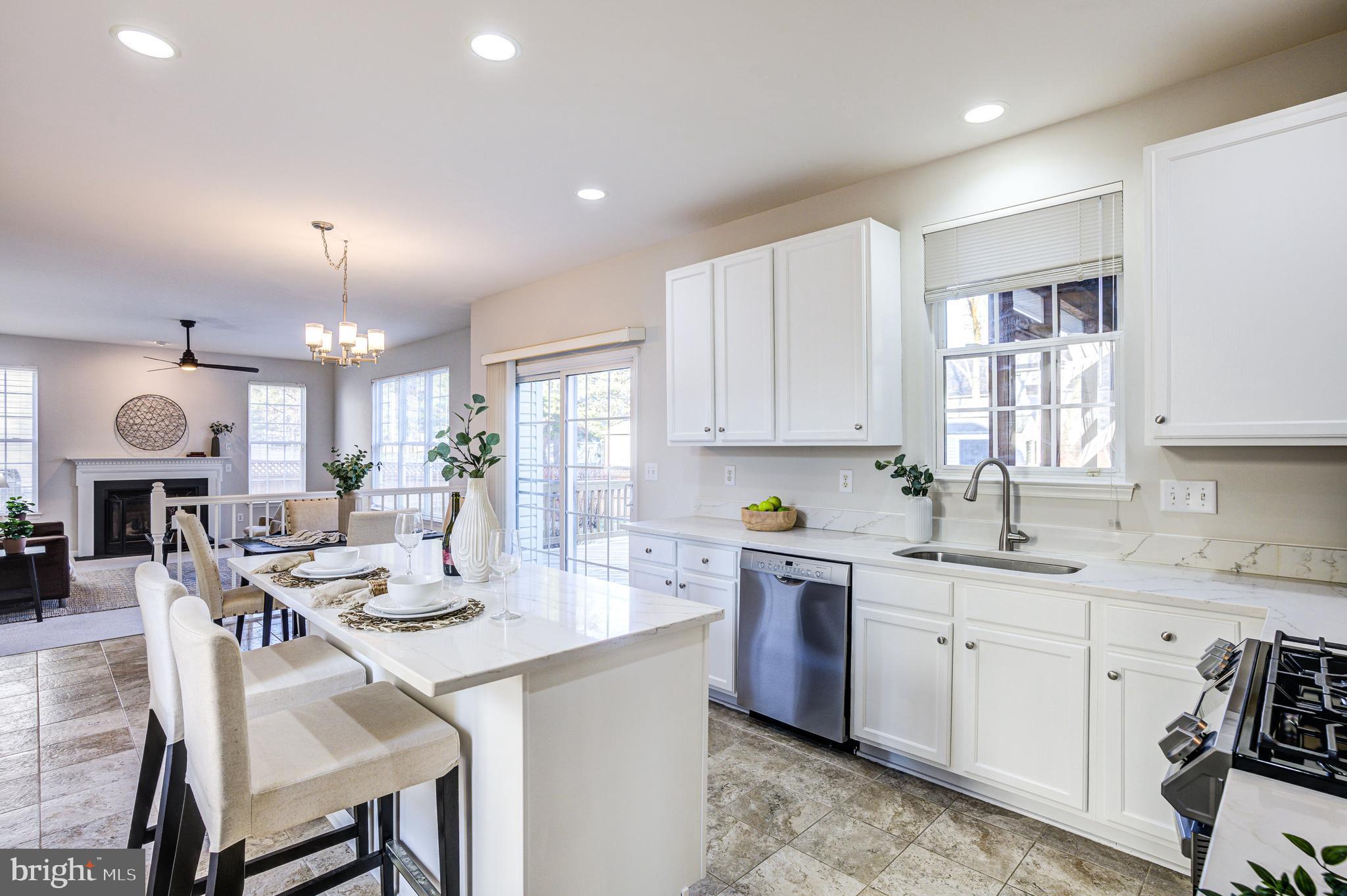 FARMINGTON VILLAGE - Residential