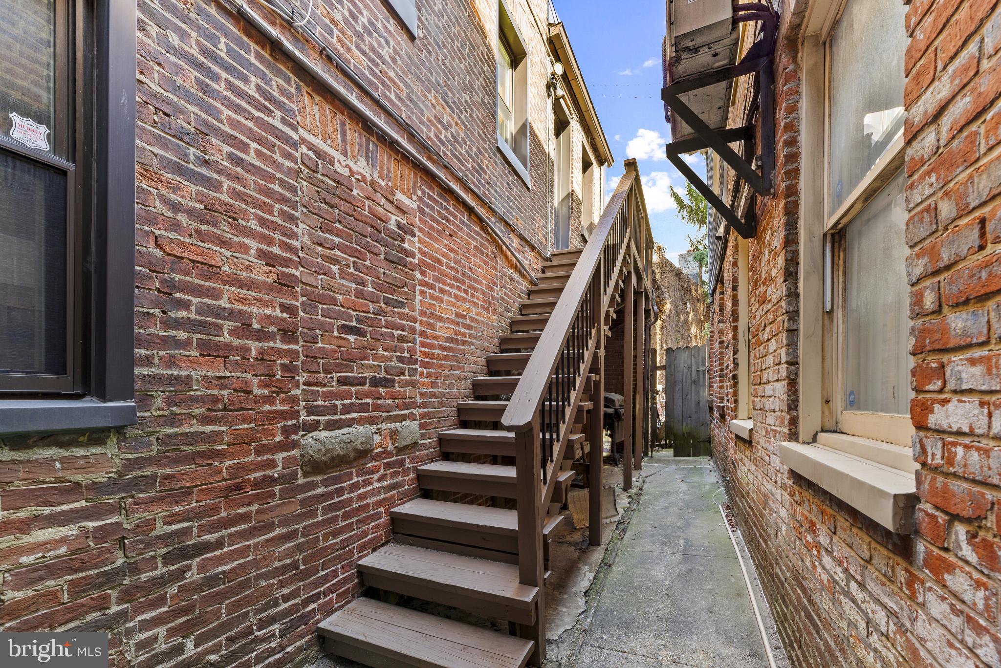 FELLS POINT HISTORIC DISTRICT - Residential Income