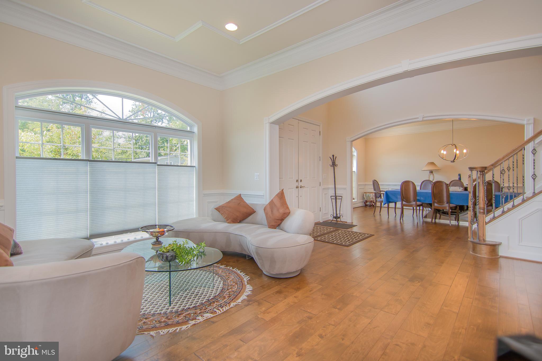 DEVON PARK - Residential