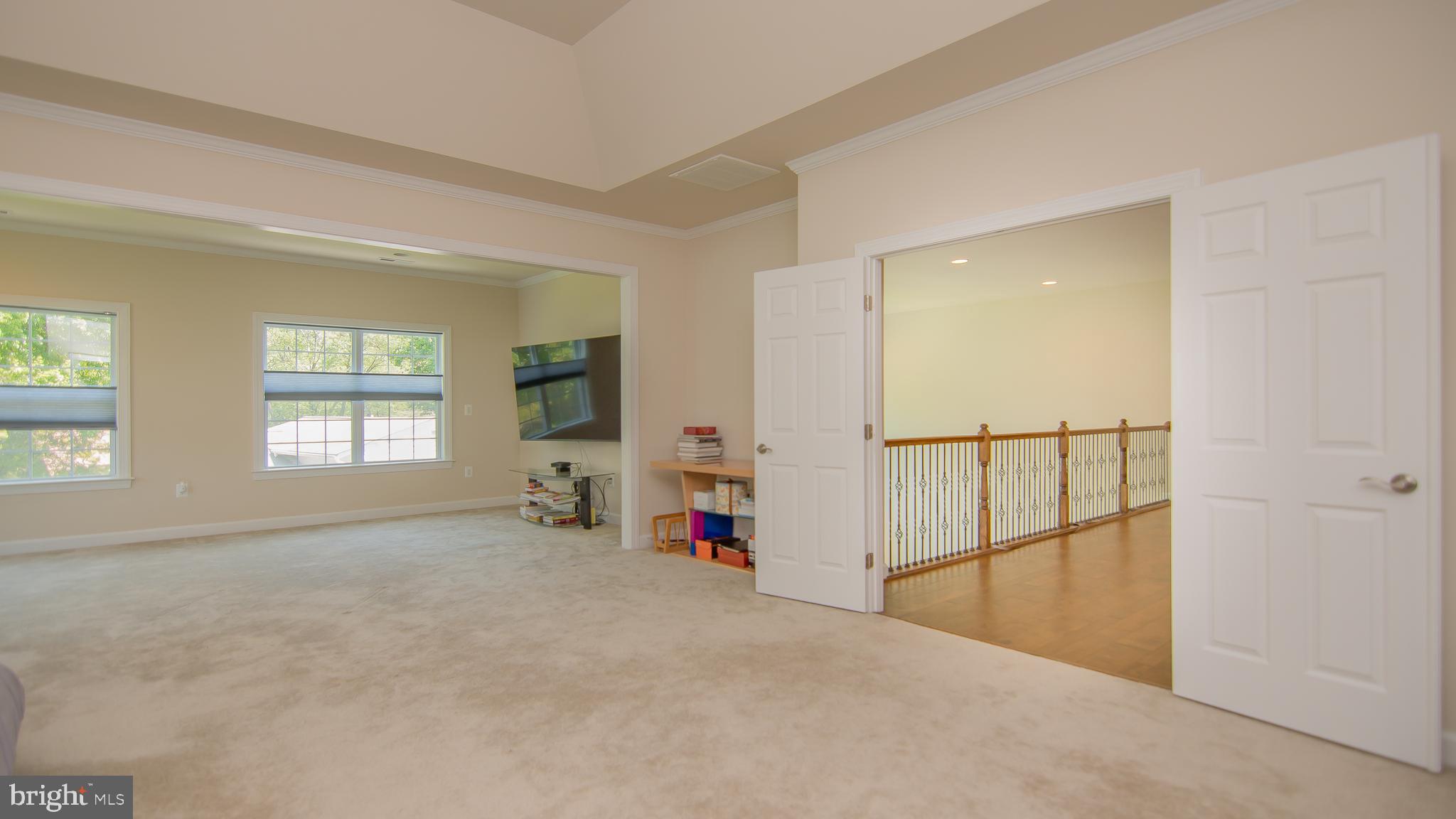 DEVON PARK - Residential