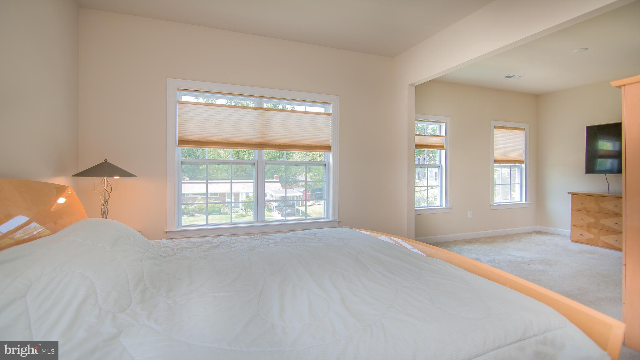 DEVON PARK - Residential