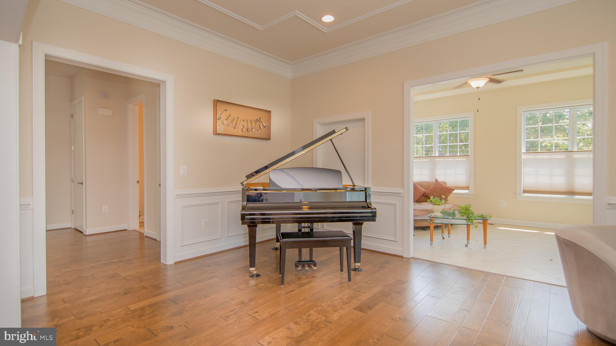 DEVON PARK - Residential