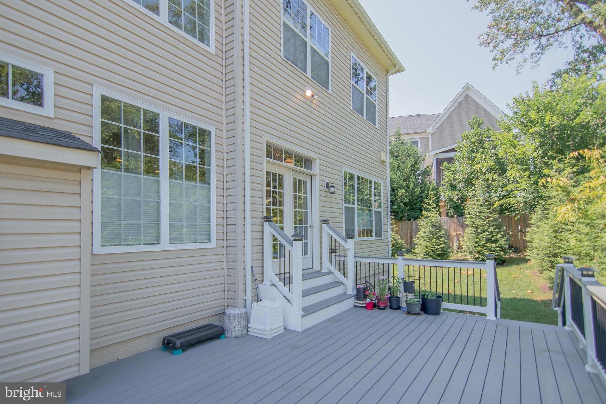 DEVON PARK - Residential