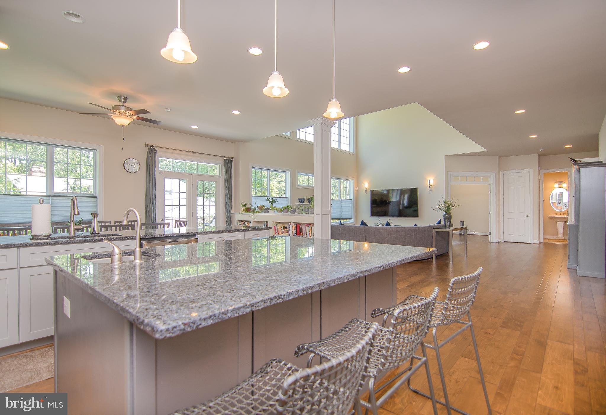 DEVON PARK - Residential