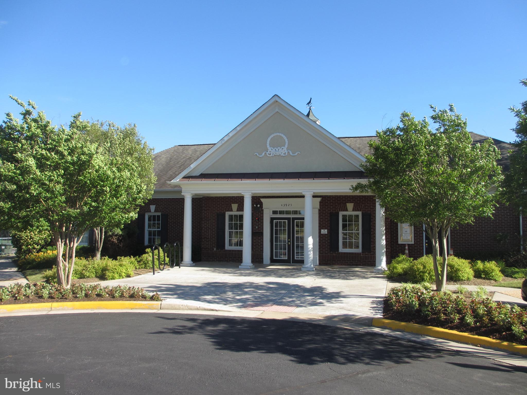 LOUDOUN PARKWAY CENTER - Residential Lease