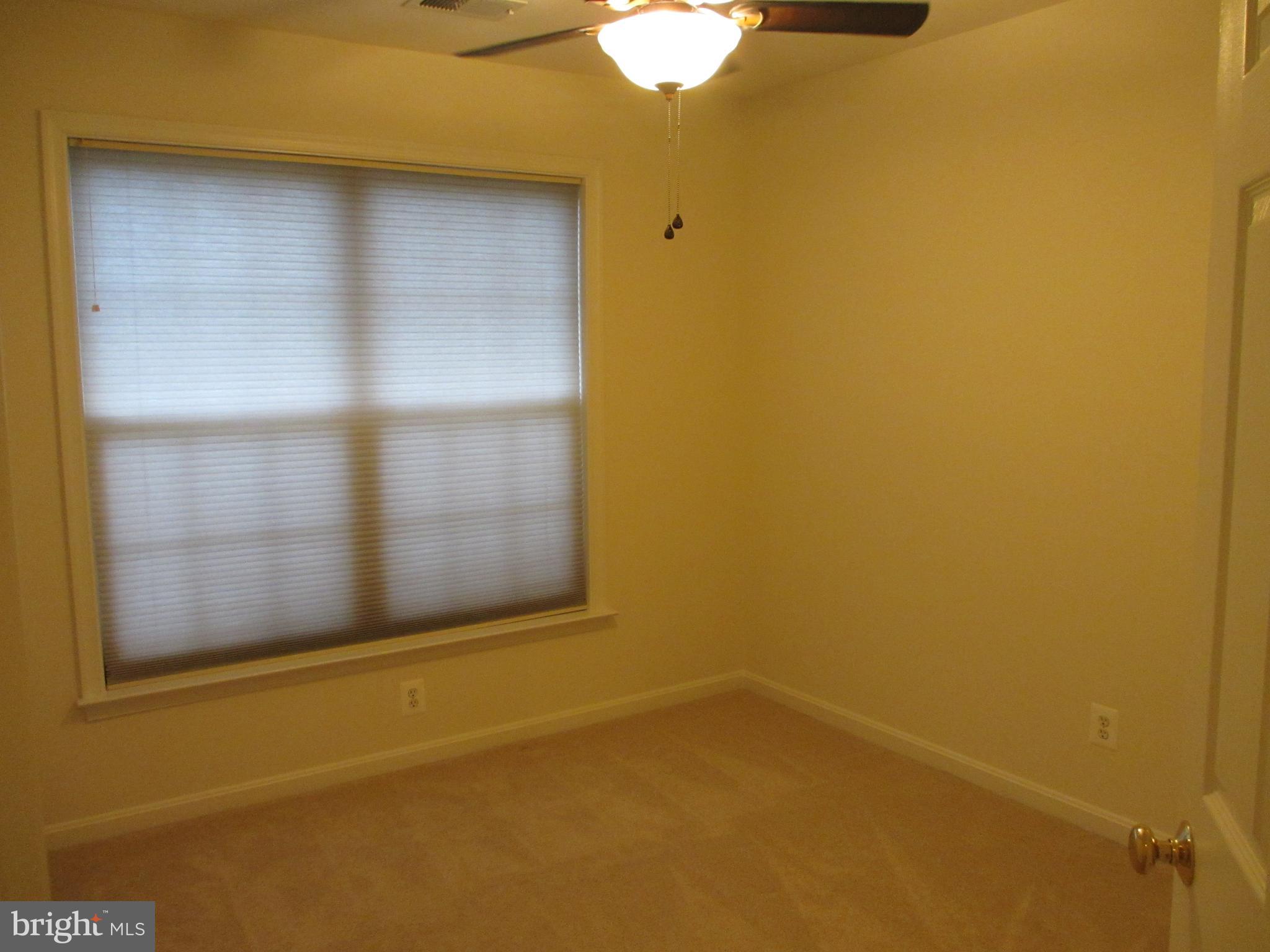 LOUDOUN PARKWAY CENTER - Residential Lease