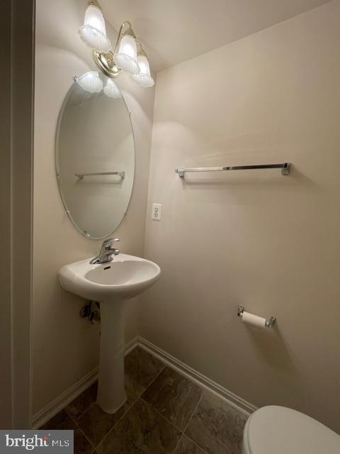 LOUDOUN PARKWAY CENTER - Residential Lease