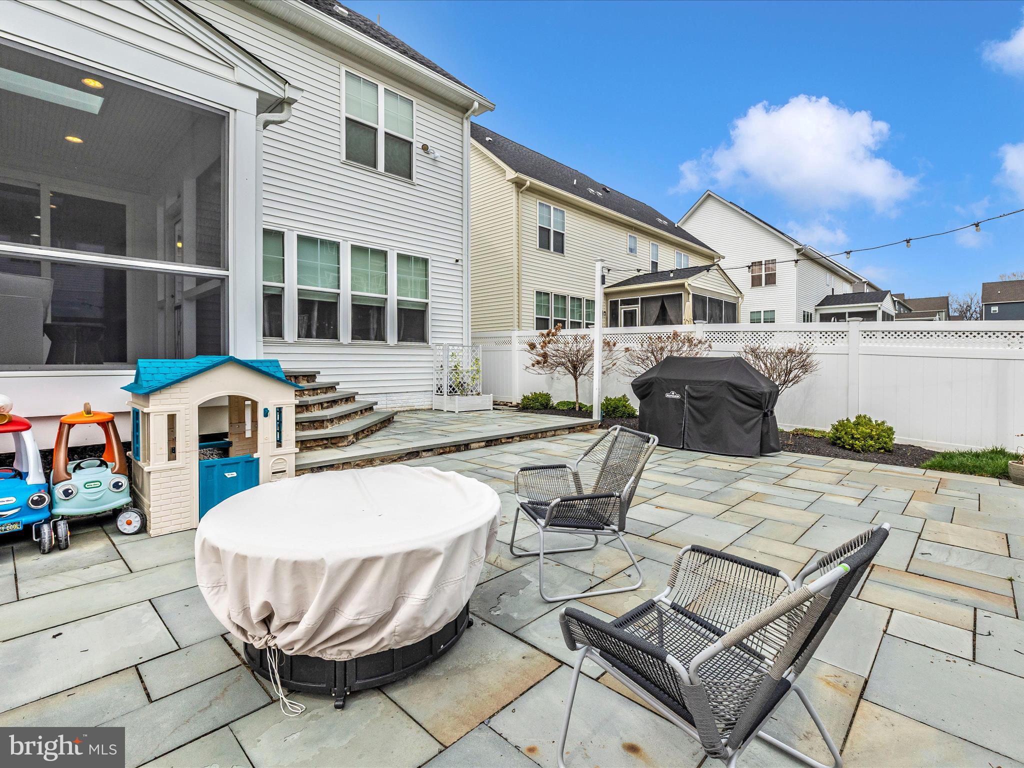 LANDSDALE - Residential