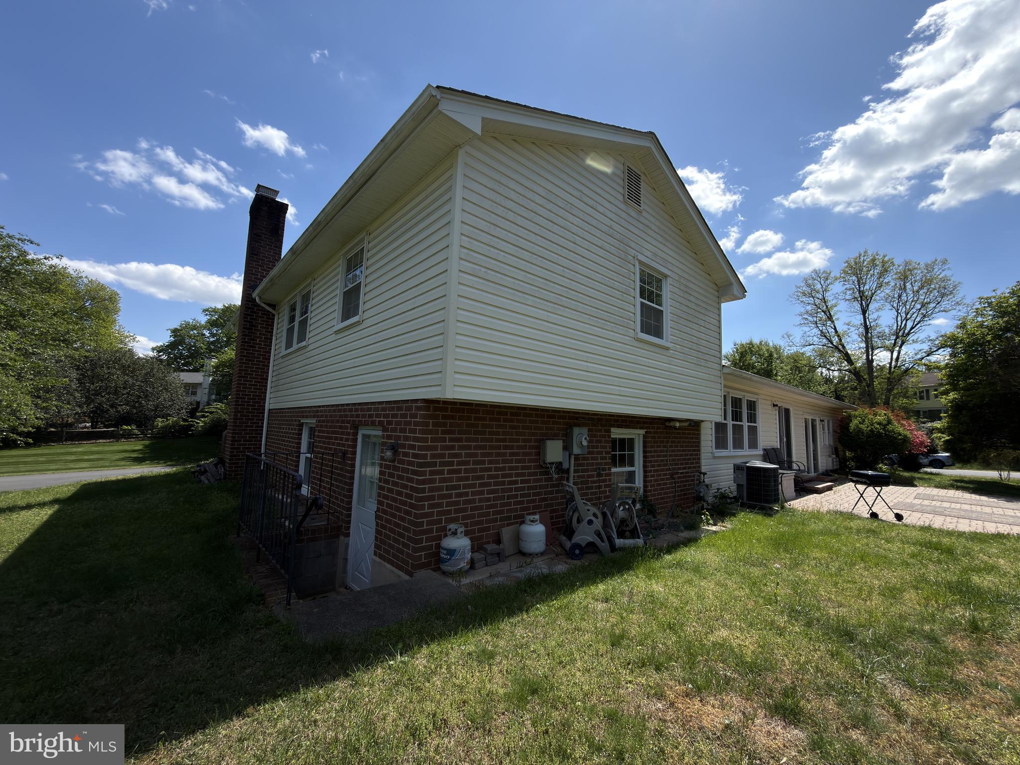 CLARKES LANDING - Residential