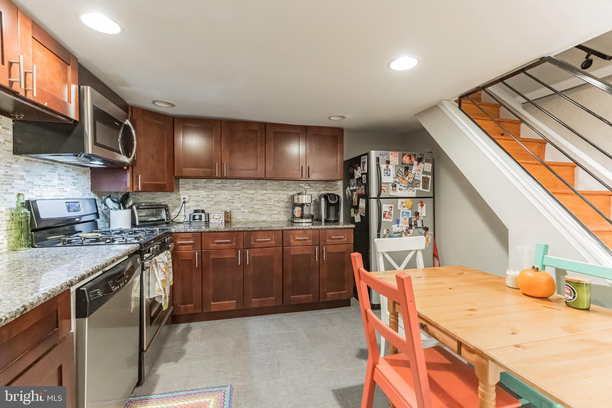 GRADUATE HOSPITAL - Residential Lease