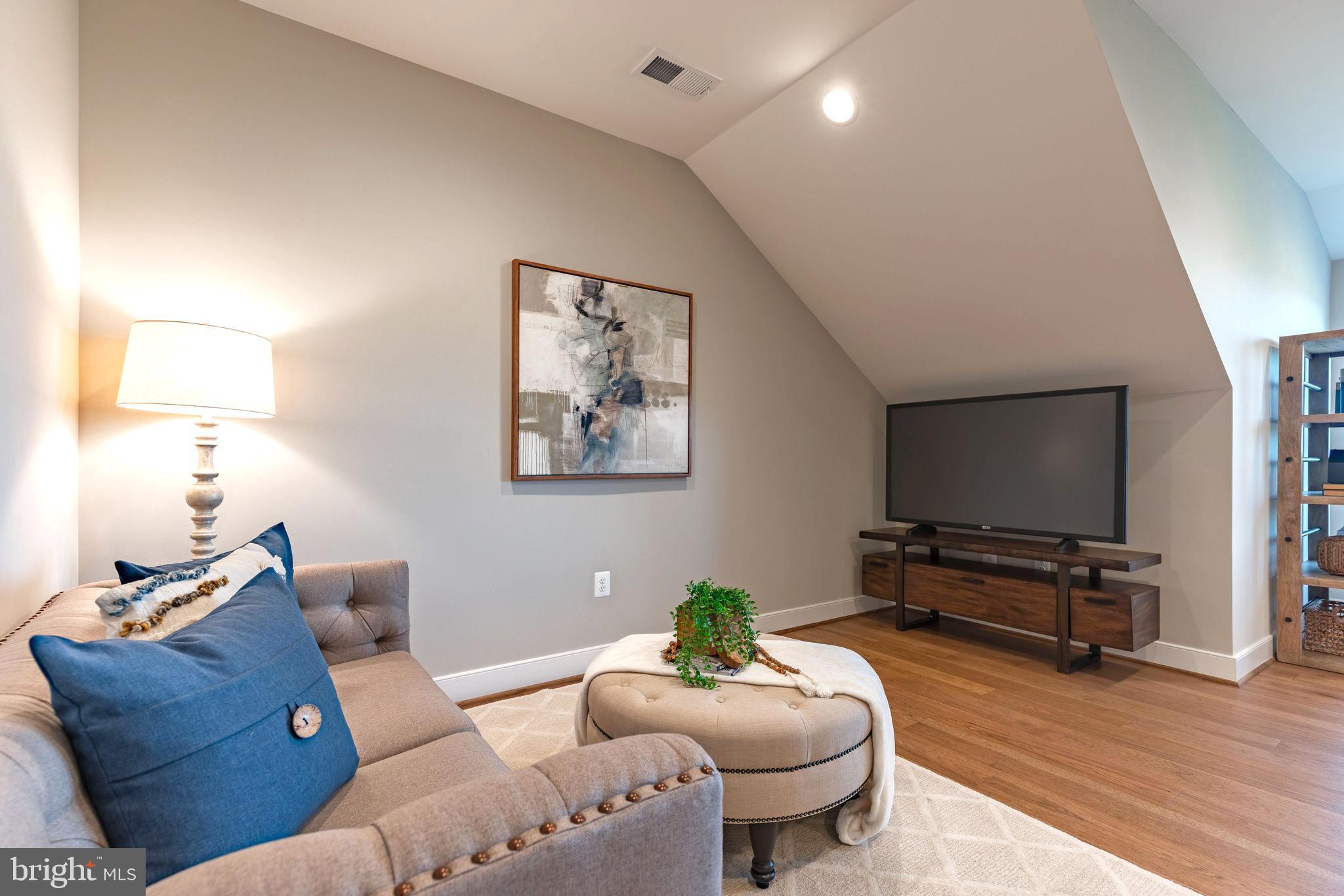 PATENT HOUSE - Residential