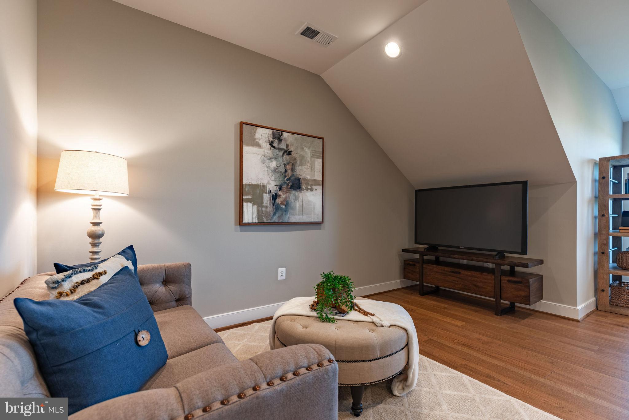 PATENT HOUSE - Residential