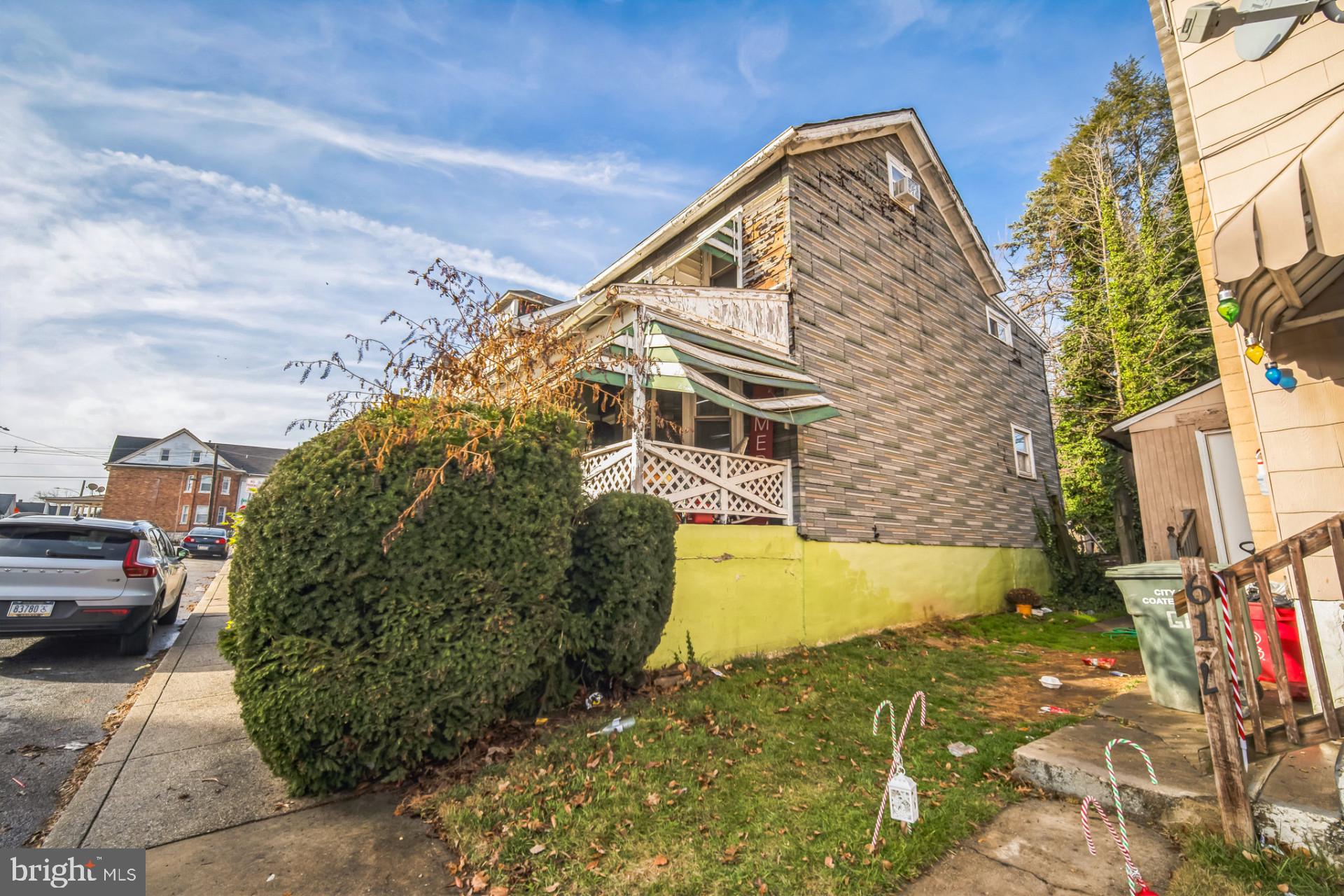 COATESVILLE - Residential