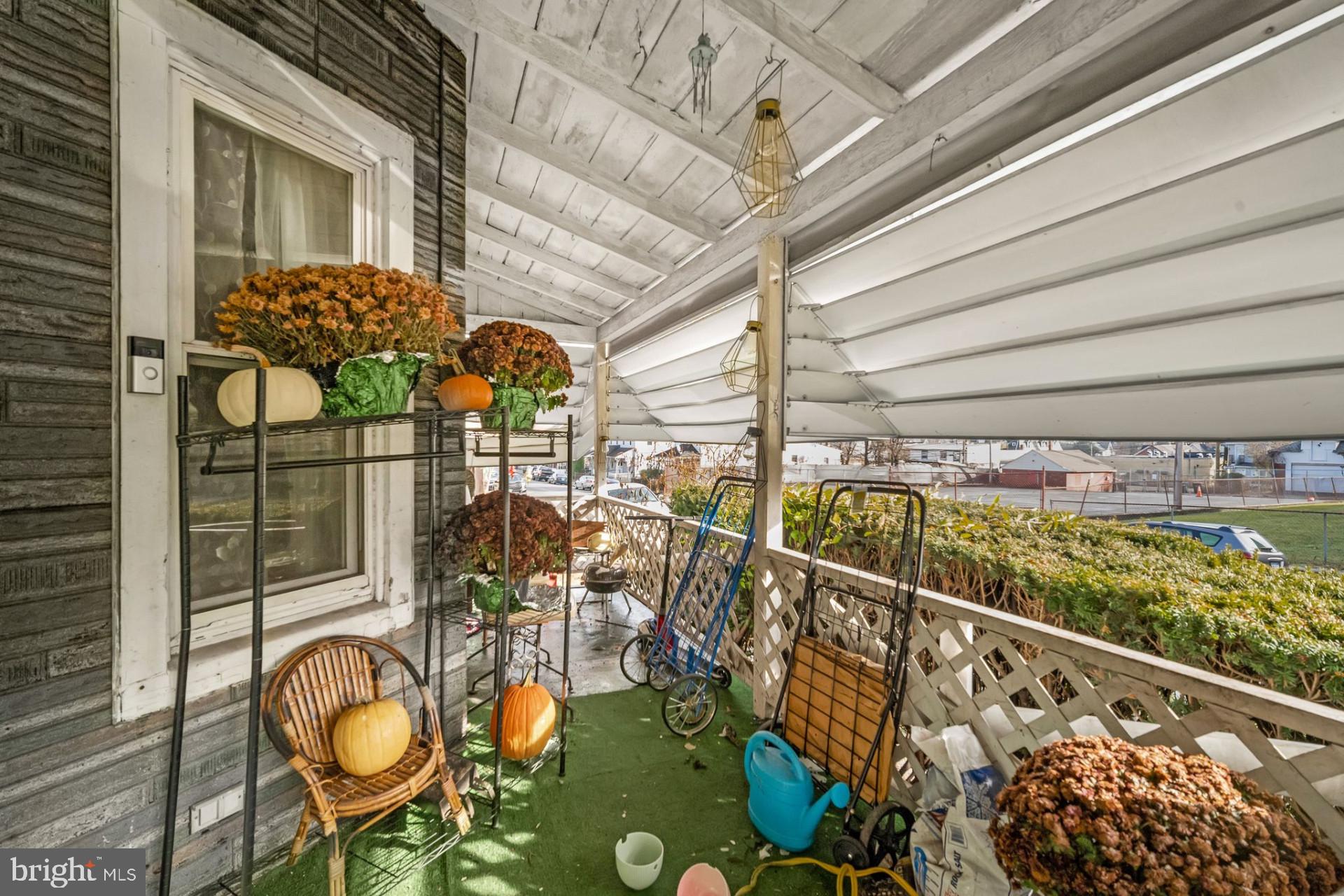 COATESVILLE - Residential