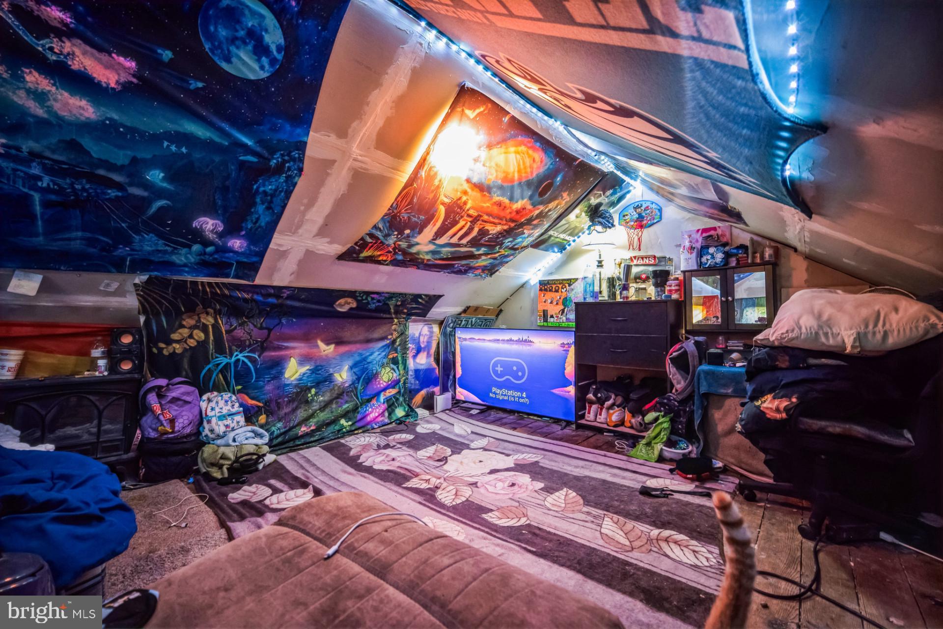 COATESVILLE - Residential