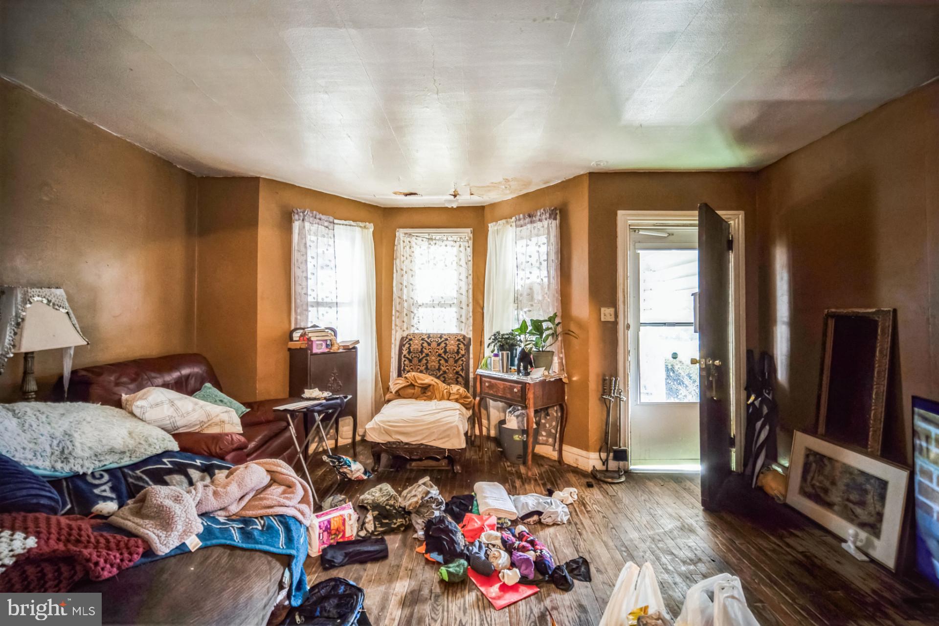 COATESVILLE - Residential