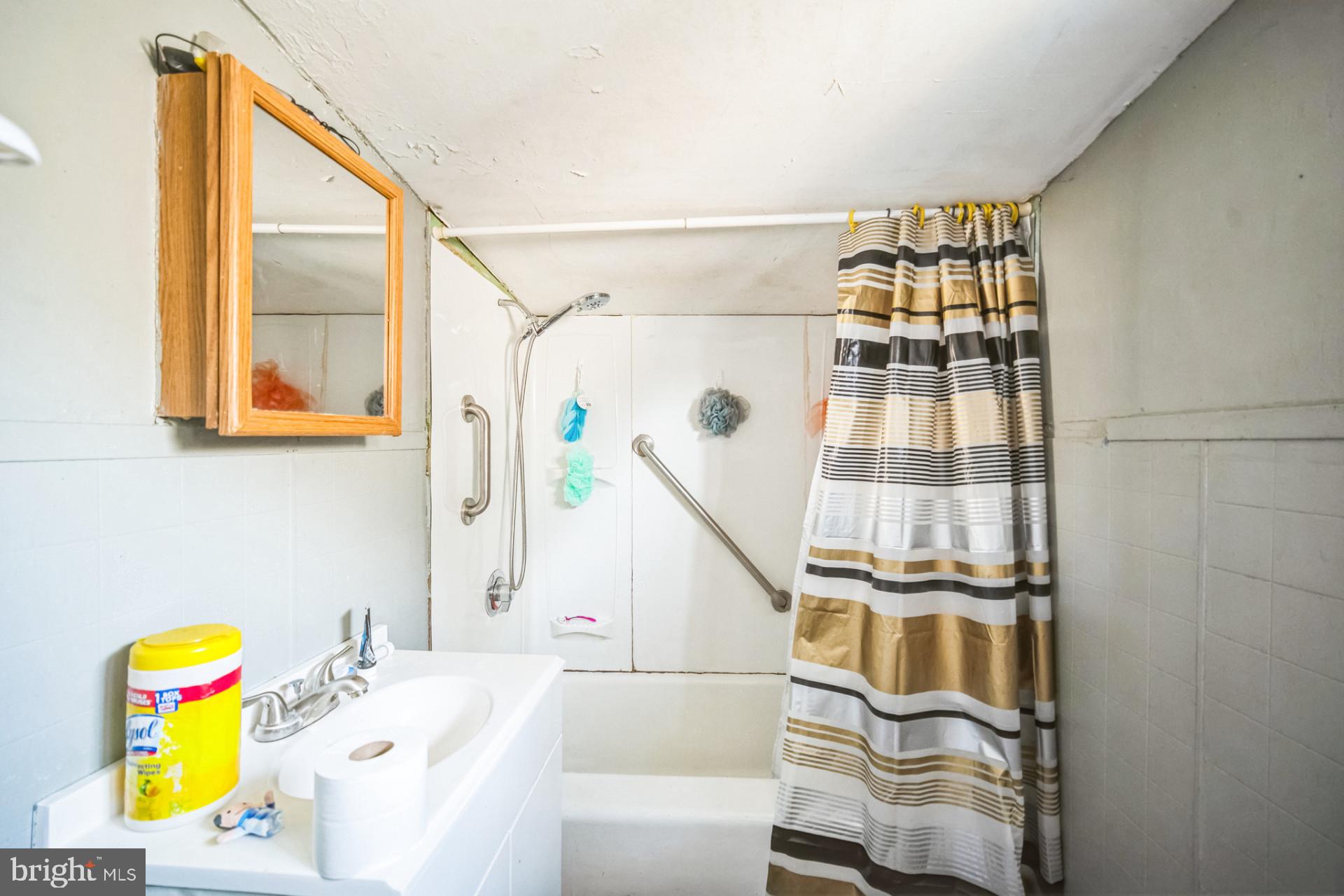 COATESVILLE - Residential