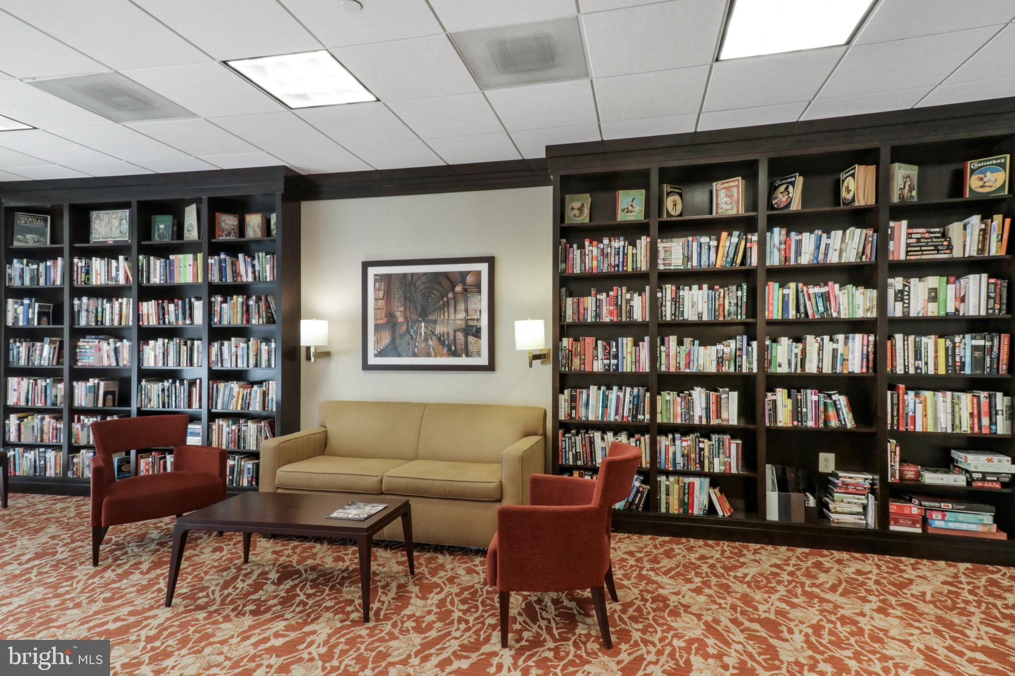 VIRGINIA SQUARE - Residential