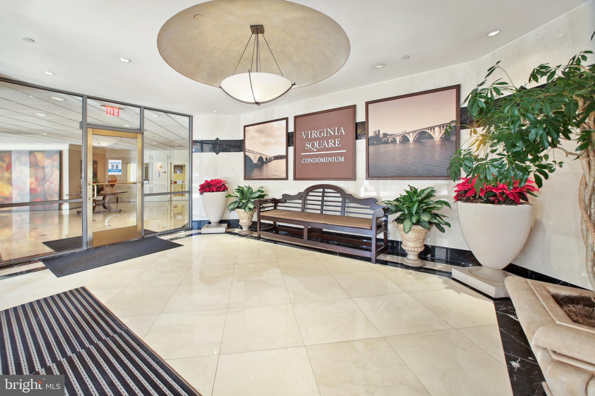 VIRGINIA SQUARE - Residential