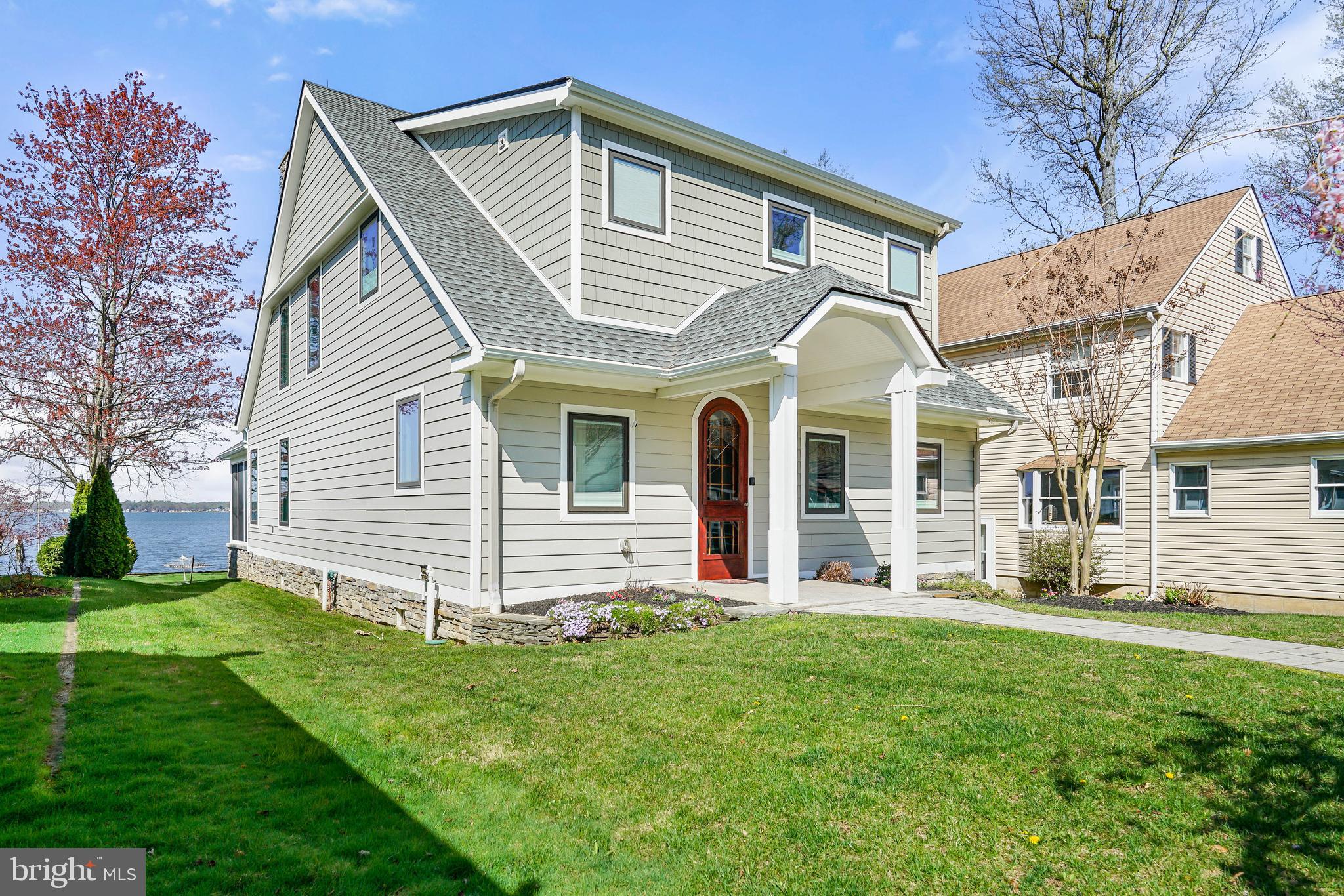 HANCES POINT - Residential