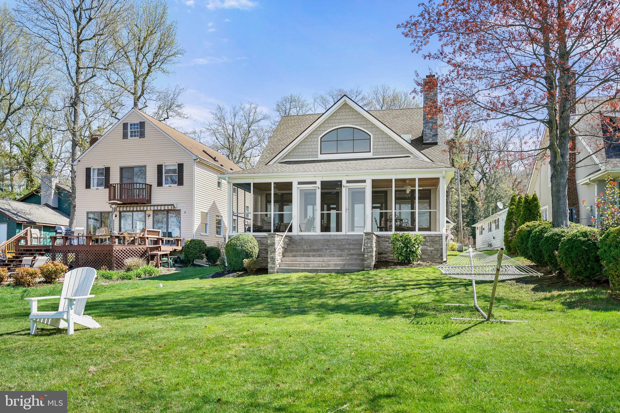 HANCES POINT - Residential