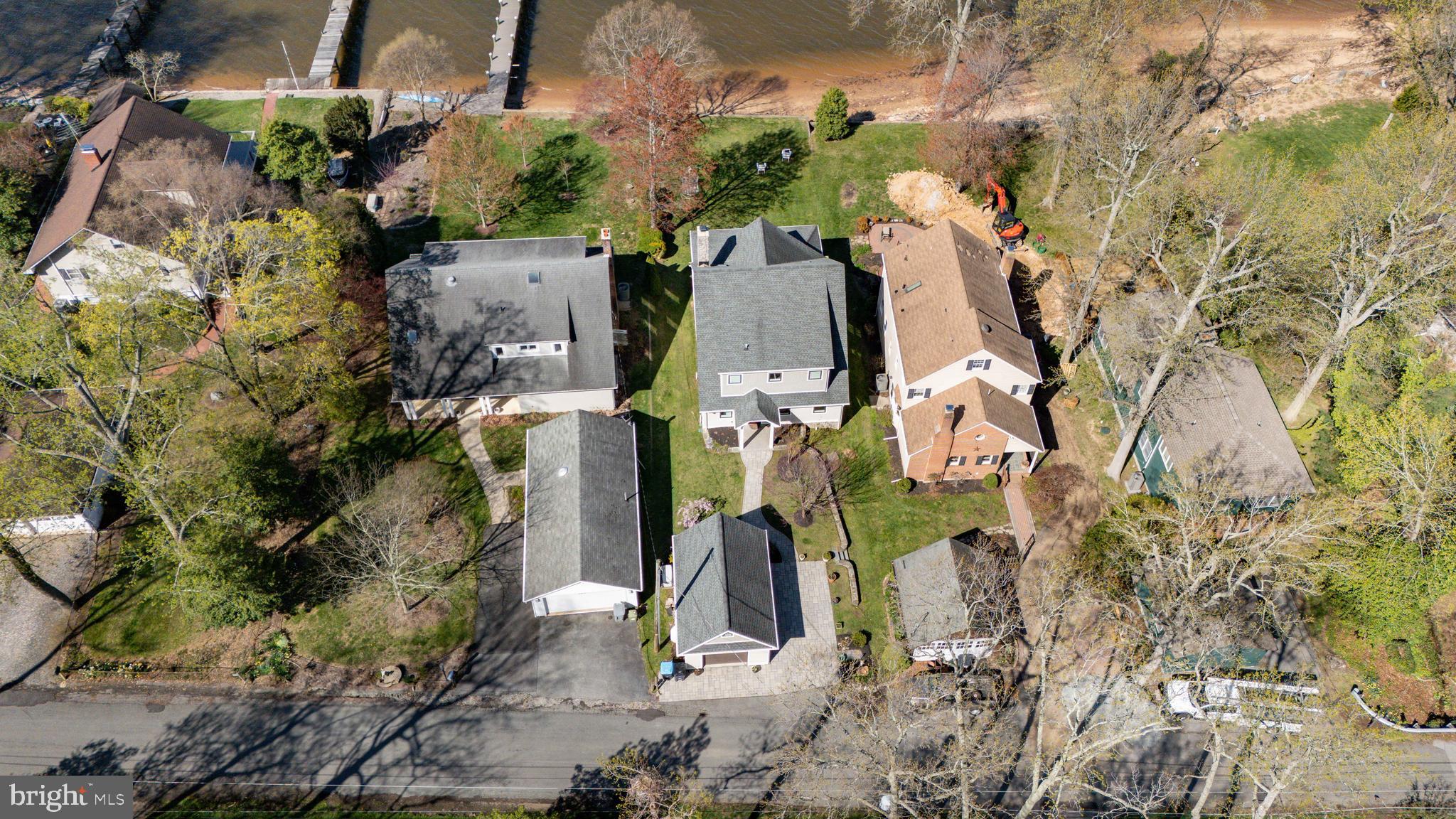 HANCES POINT - Residential