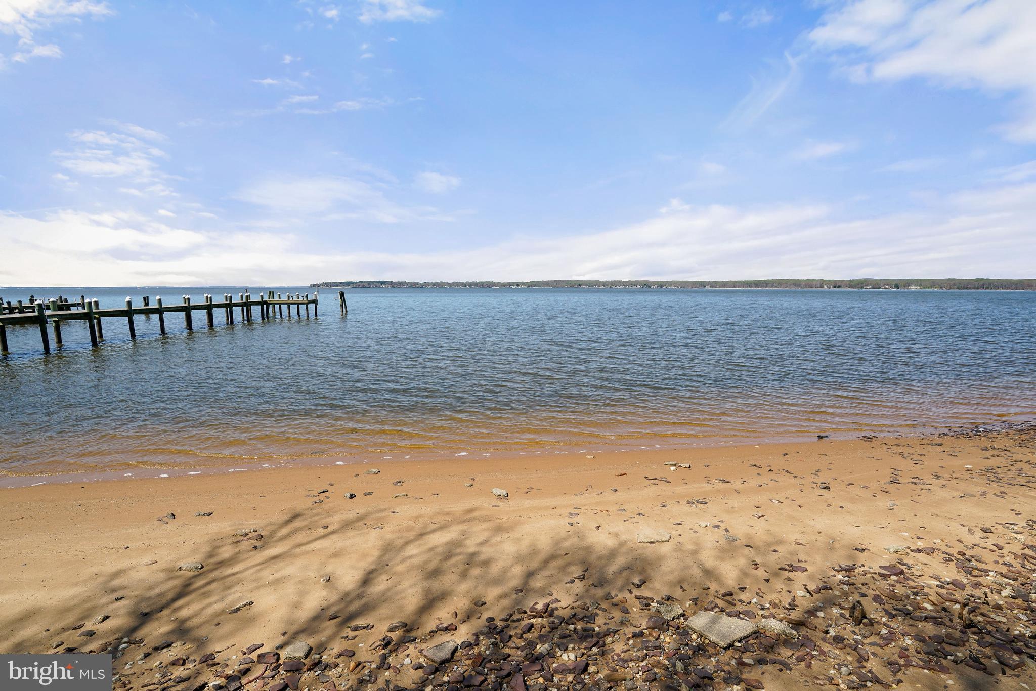 HANCES POINT - Residential