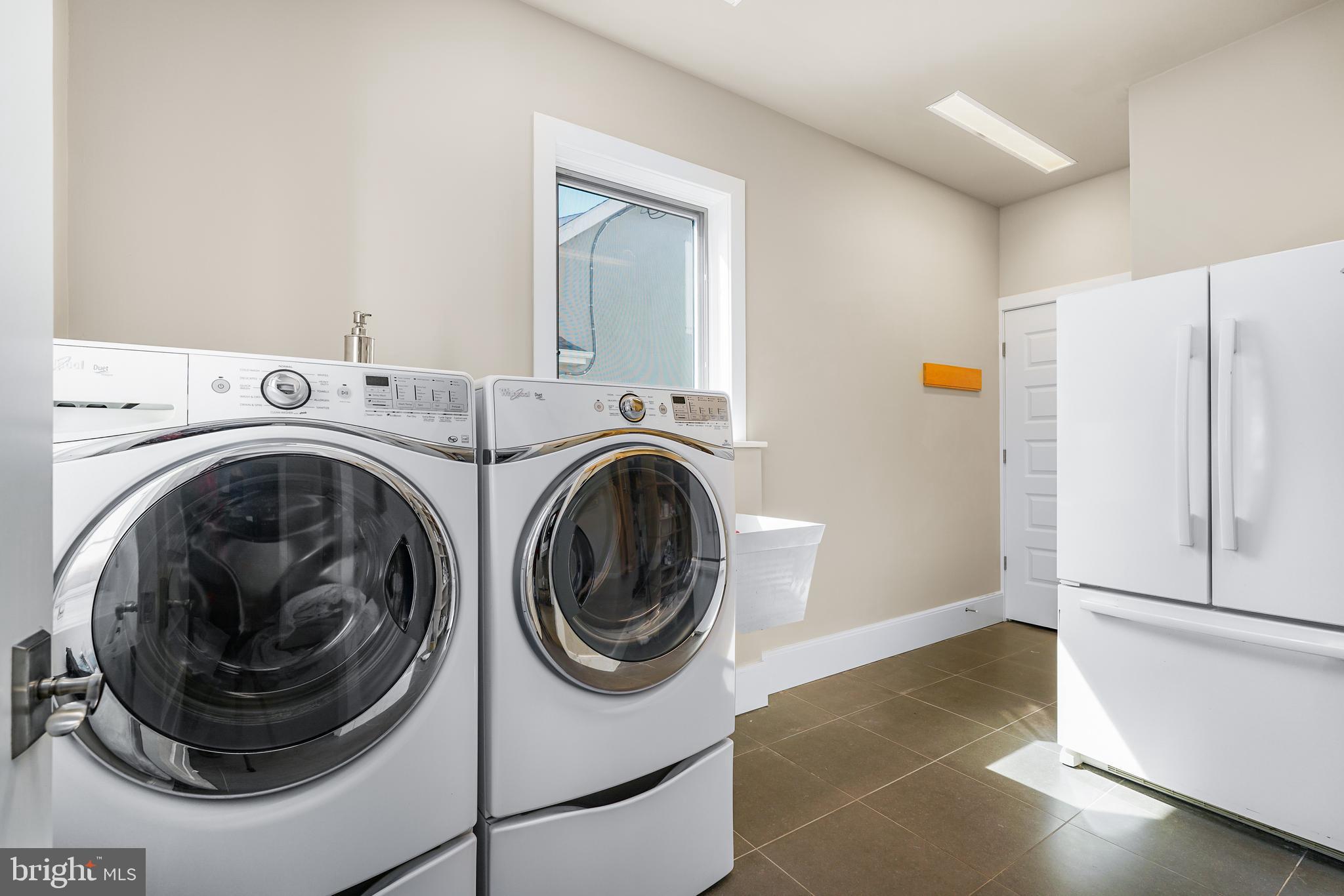 HANCES POINT - Residential