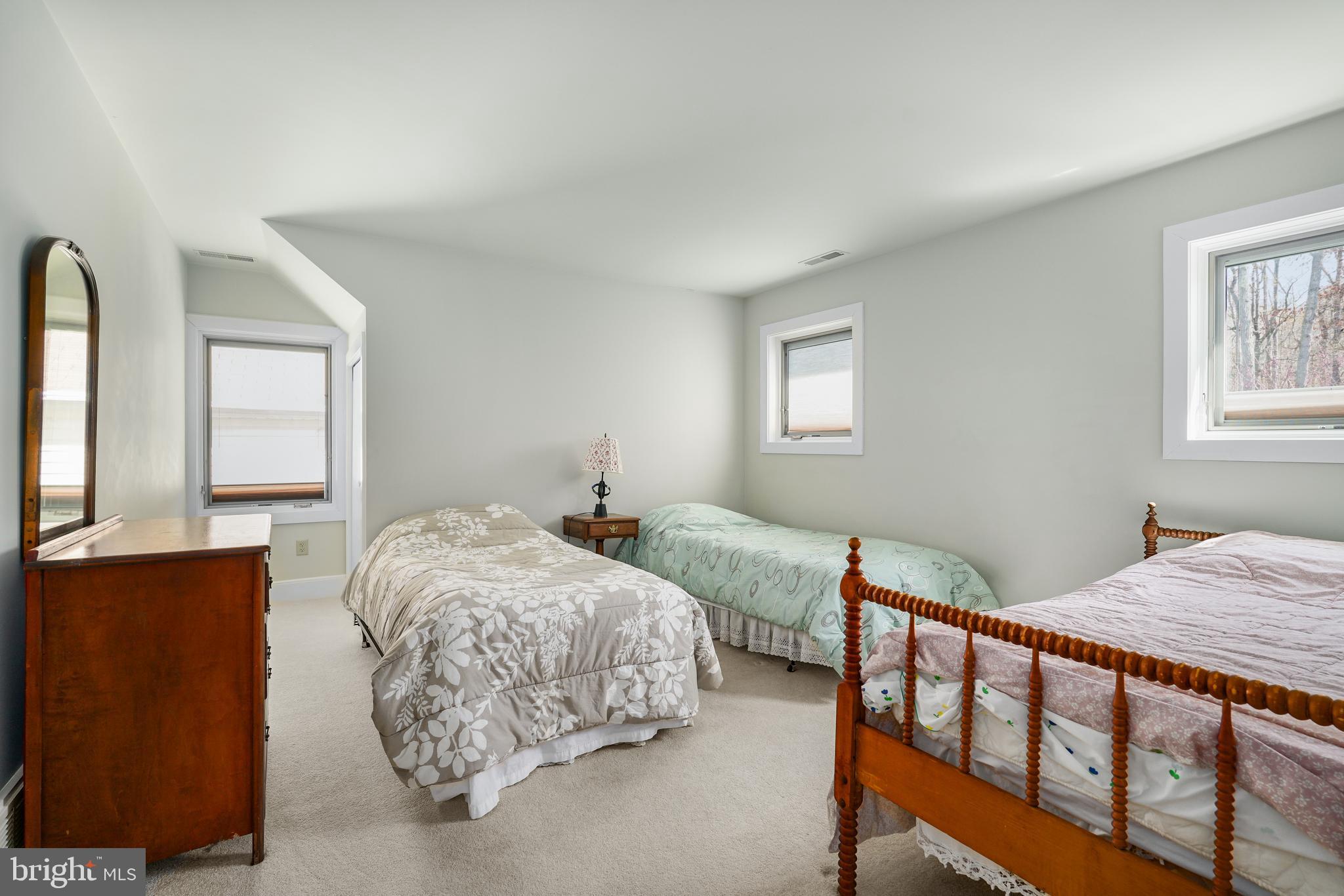 HANCES POINT - Residential