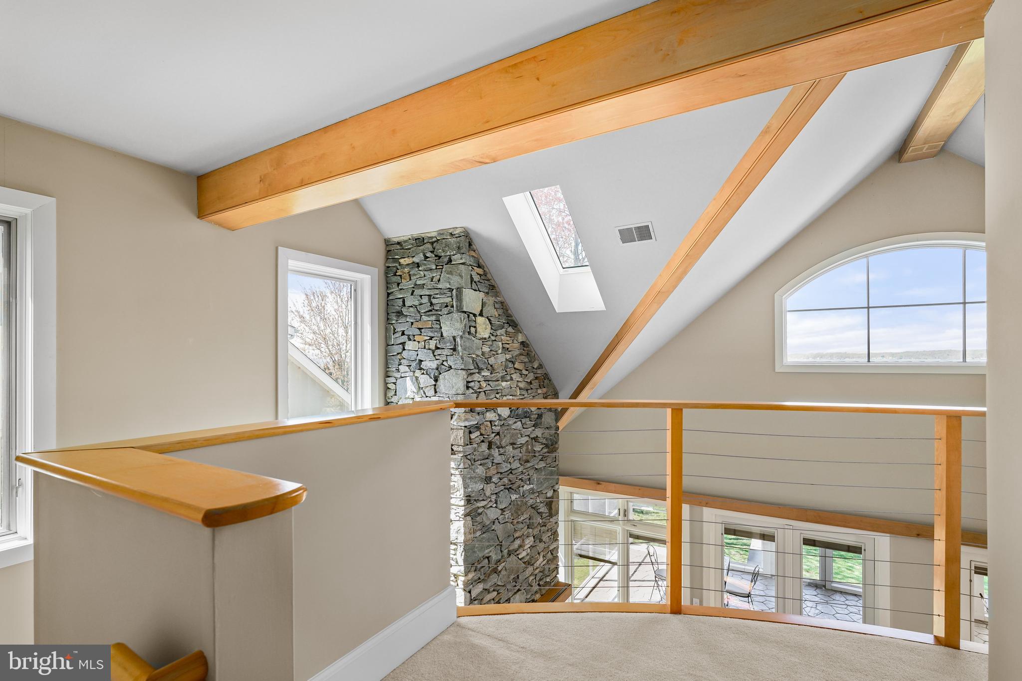 HANCES POINT - Residential