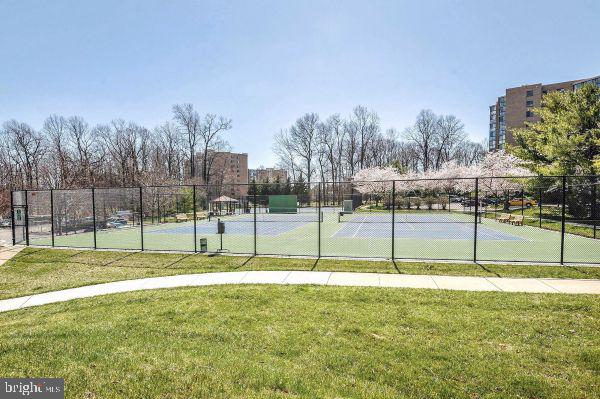 ROSSMOOR LEISURE WORLD - Residential