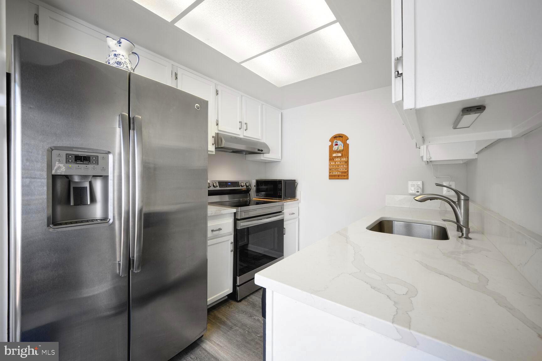 ROSSMOOR LEISURE WORLD - Residential