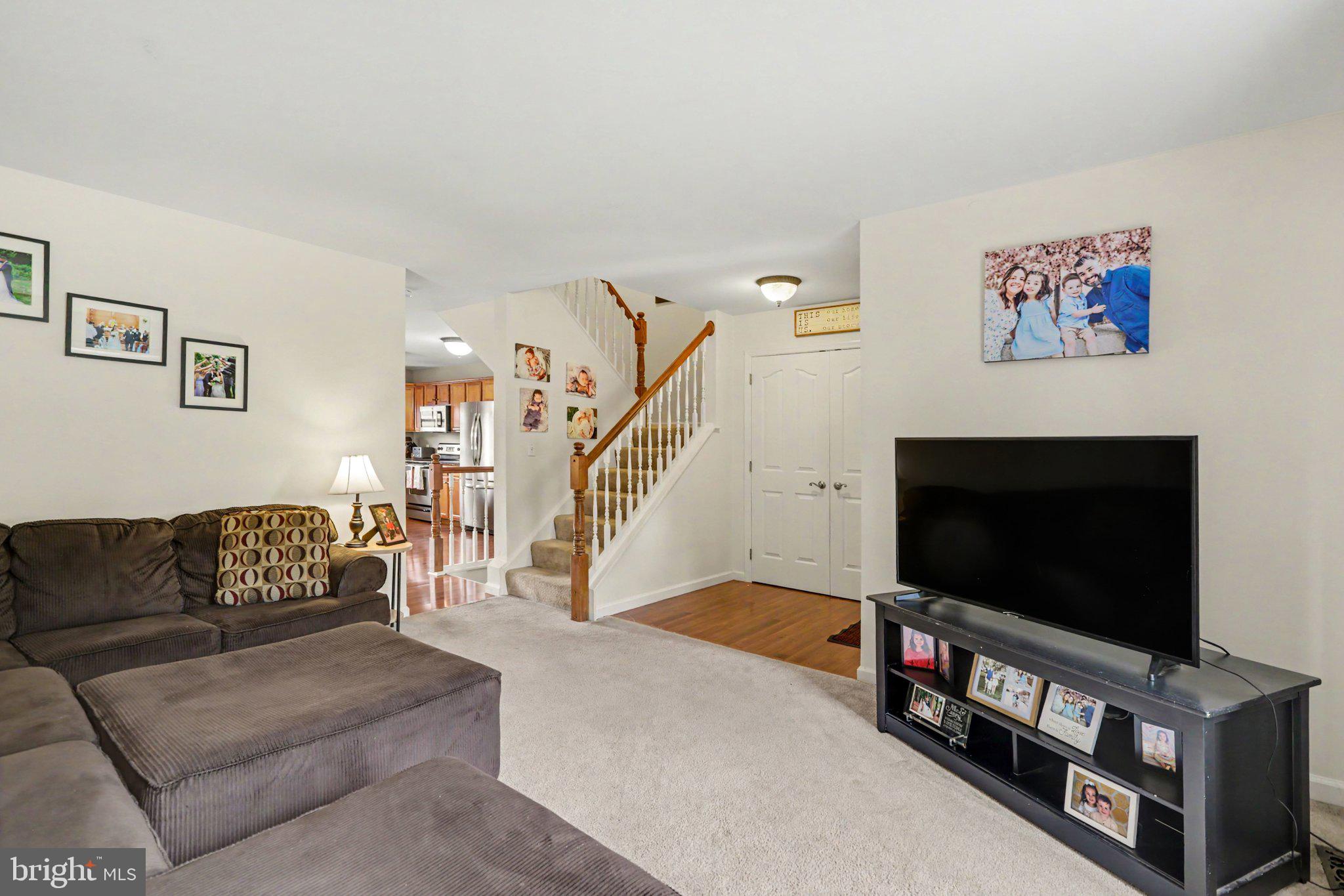 WOODRIDGE - Residential
