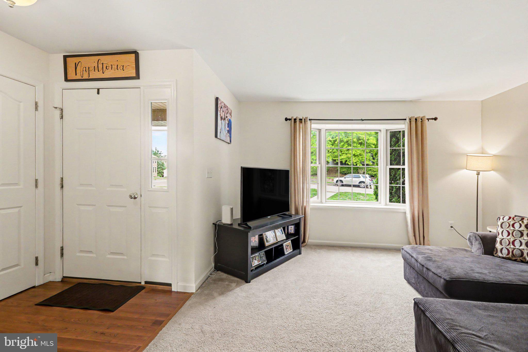 WOODRIDGE - Residential