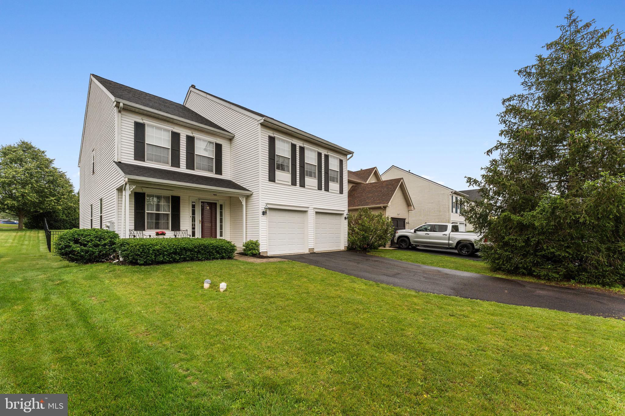 803 RED COAT ROAD