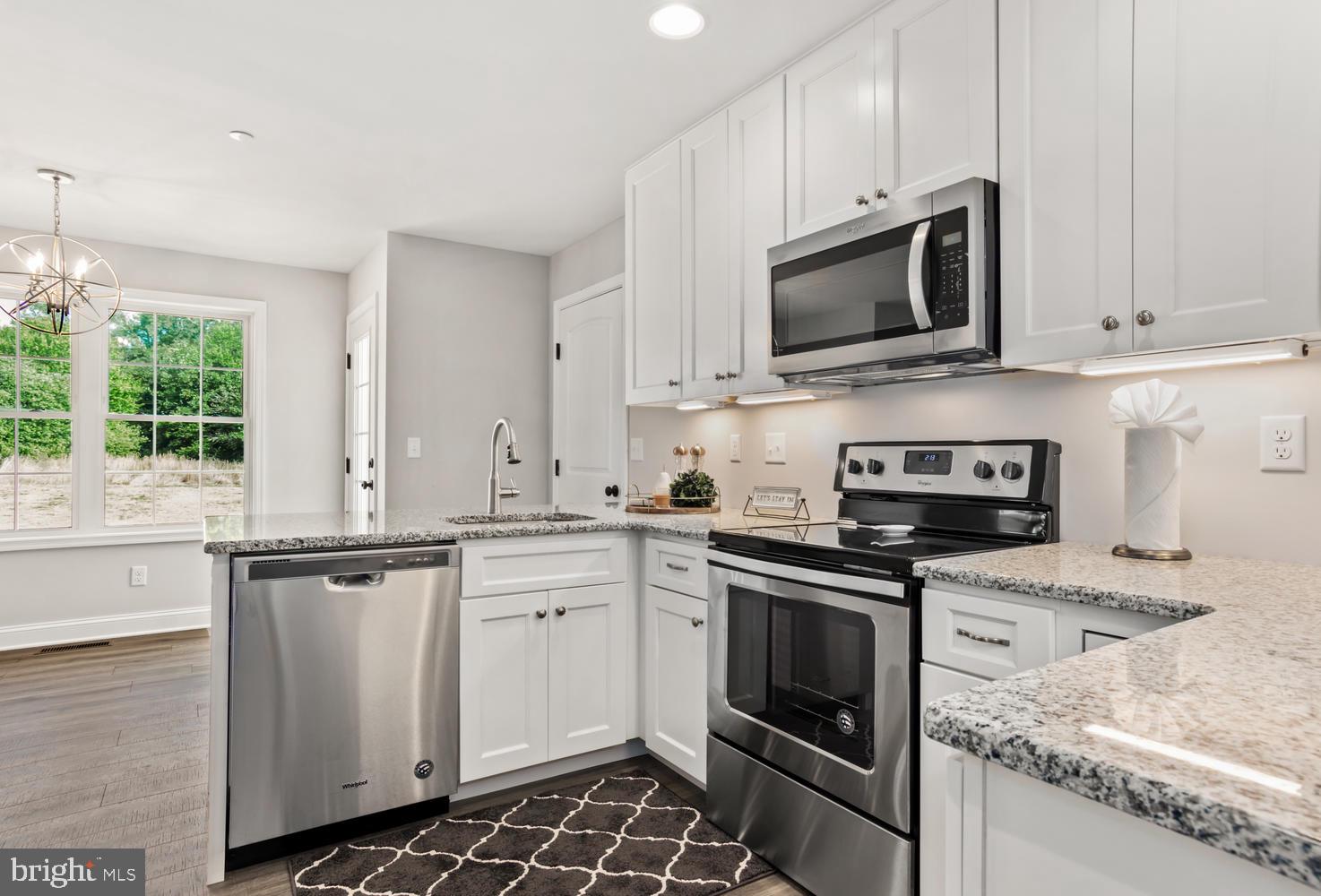 ASHWORTH WEST - Residential