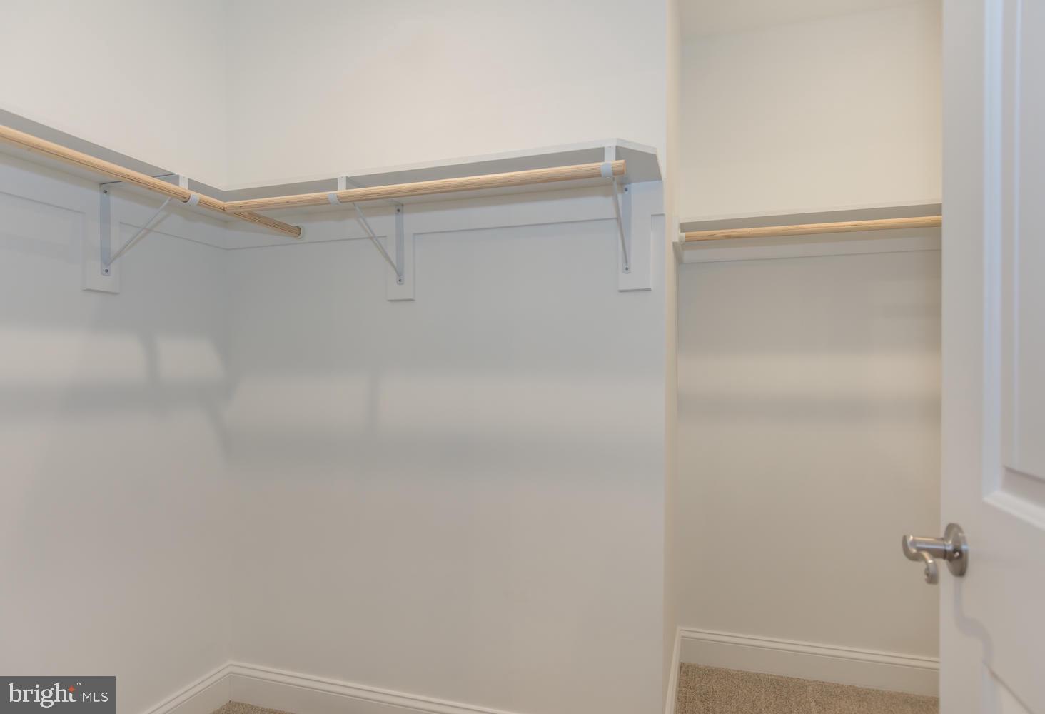 ASHWORTH WEST - Residential