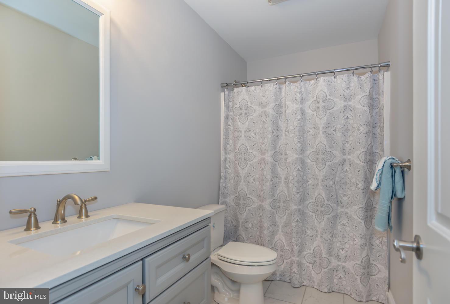 ASHWORTH WEST - Residential