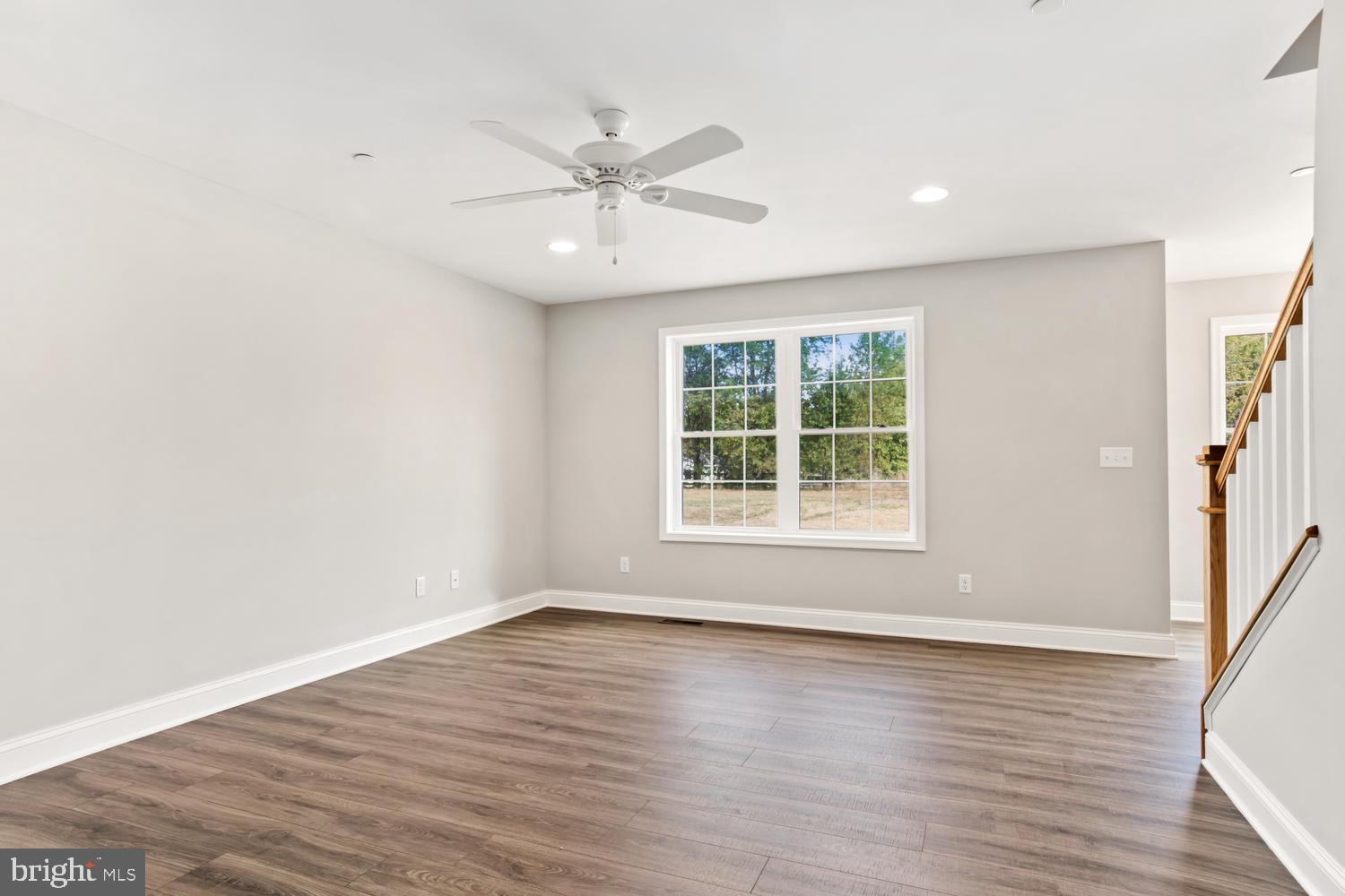 ASHWORTH WEST - Residential