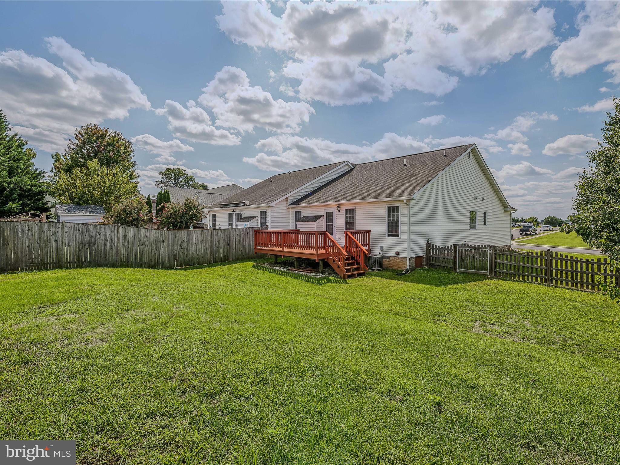 BRIAR RUN - Residential