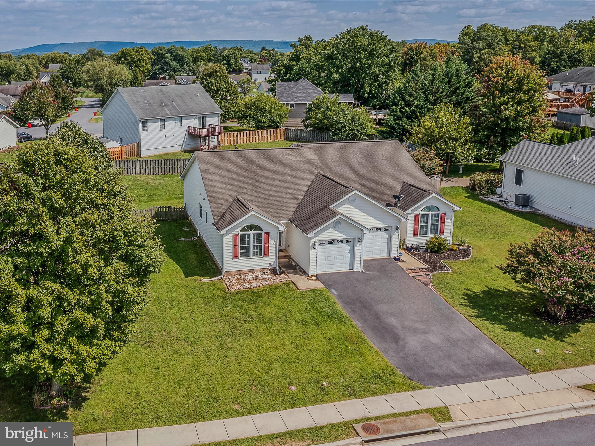 BRIAR RUN - Residential