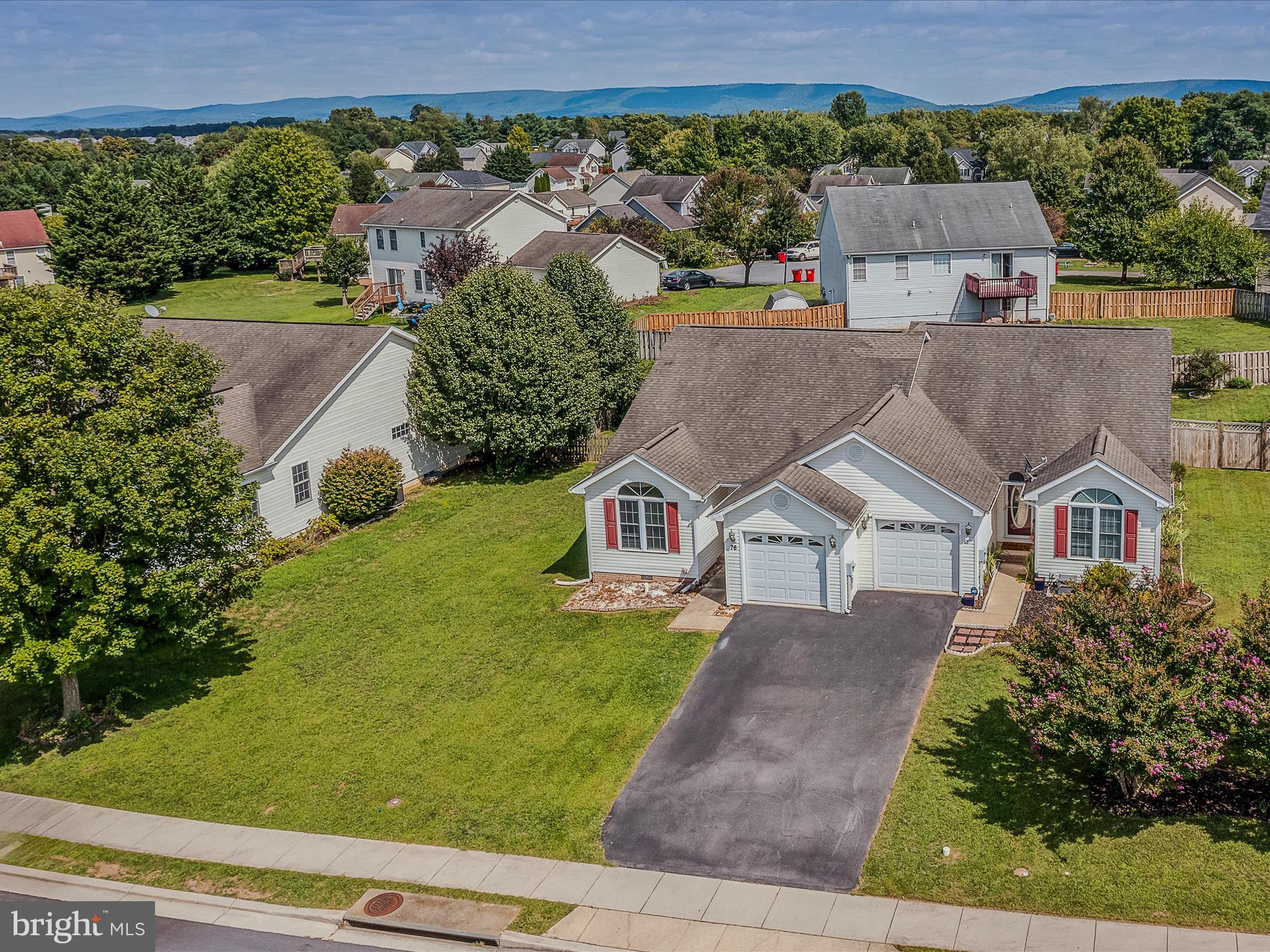 BRIAR RUN - Residential