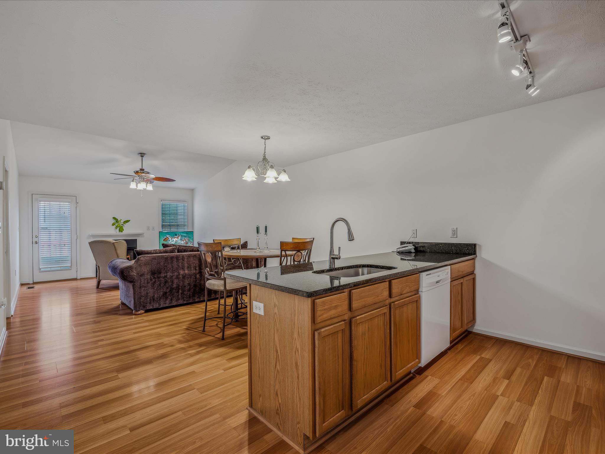 BRIAR RUN - Residential