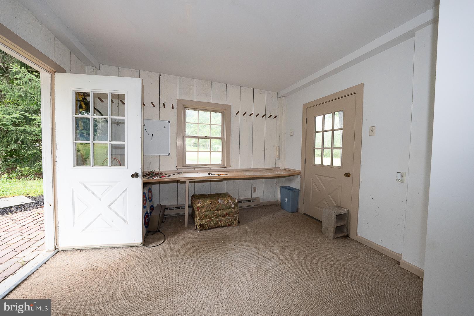 RADNOR HUNT - Residential