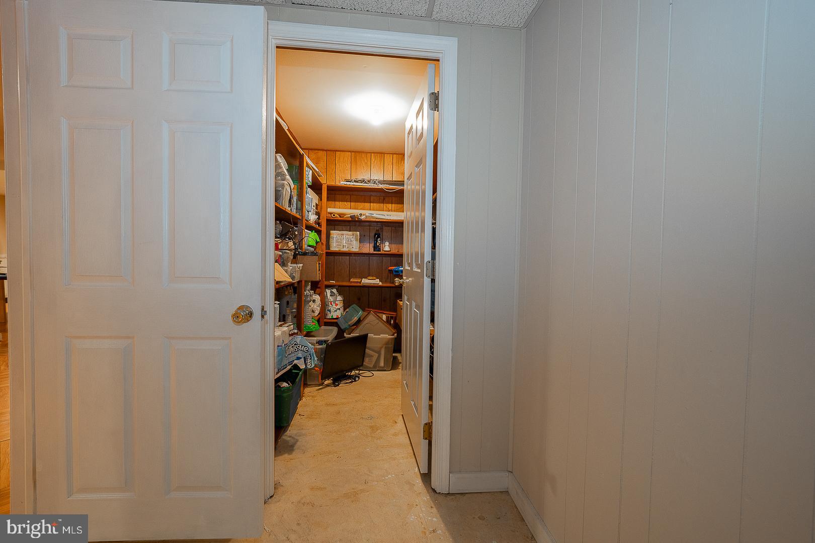 RADNOR HUNT - Residential